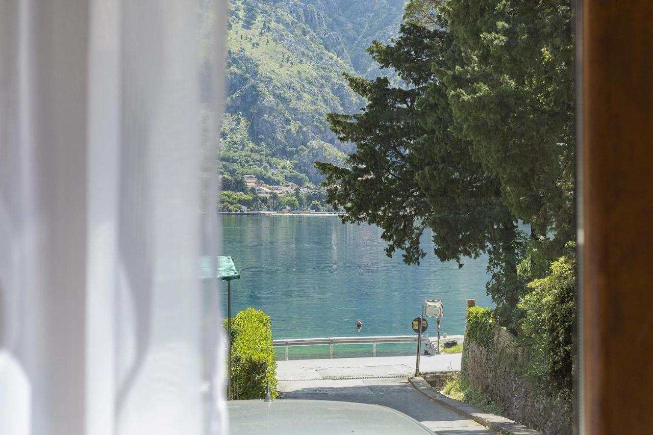 Muo Sea Front Apartments Kotor Eksteriør bilde