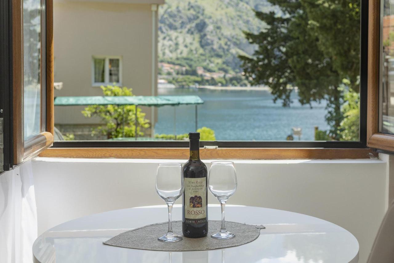 Muo Sea Front Apartments Kotor Eksteriør bilde